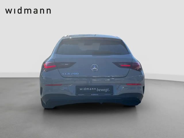Mercedes-Benz CLA 200 AMG Line Shooting Brake