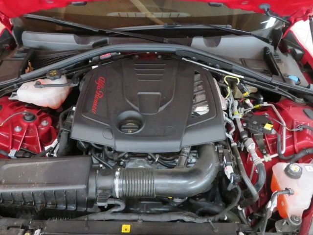 Alfa Romeo Giulia Q4