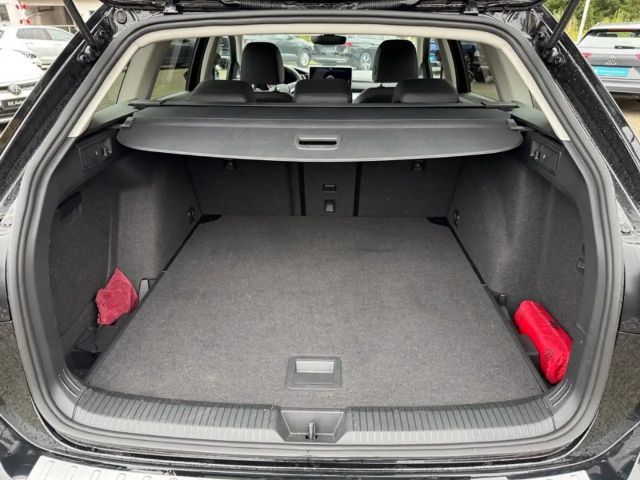 Volkswagen Golf 2.0 TDI DSG Golf VIII Variant