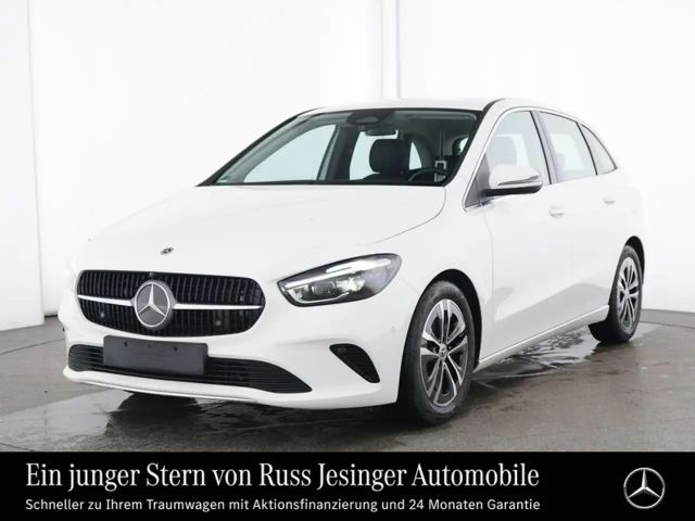 Mercedes-Benz B 200 Progressive Sedan