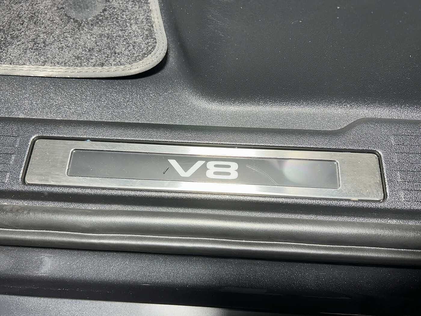 Land Rover Defender 90