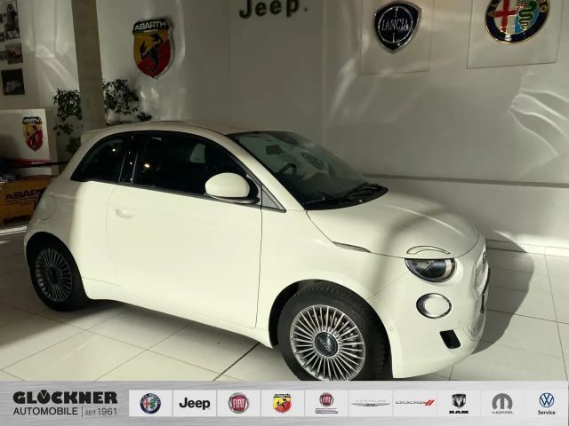 Fiat 500e Komfort Paket/ Allwetterreifen