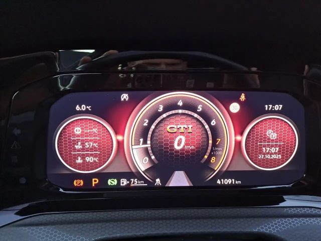 Volkswagen Golf 2.0 TSI DSG GTI