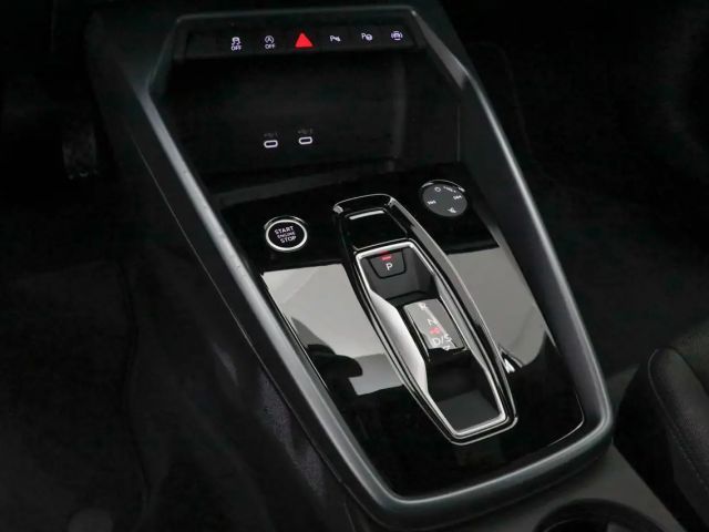 Audi A3 30 TFSI S-Tronic Sedan