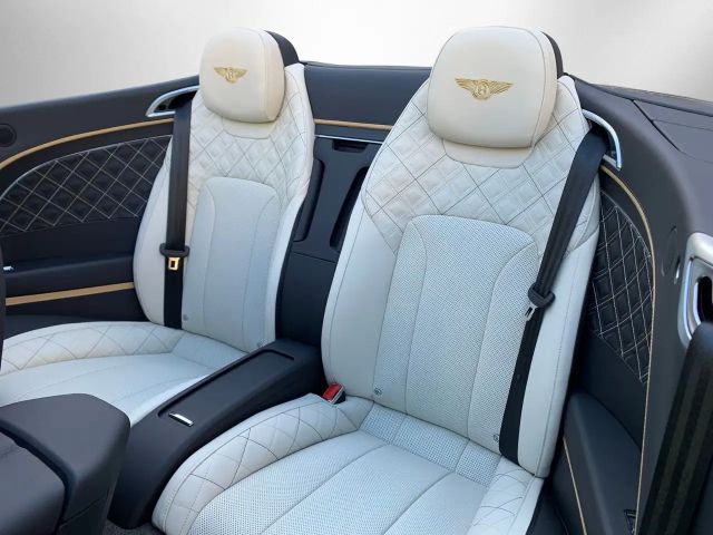 Bentley Continental GTC V8