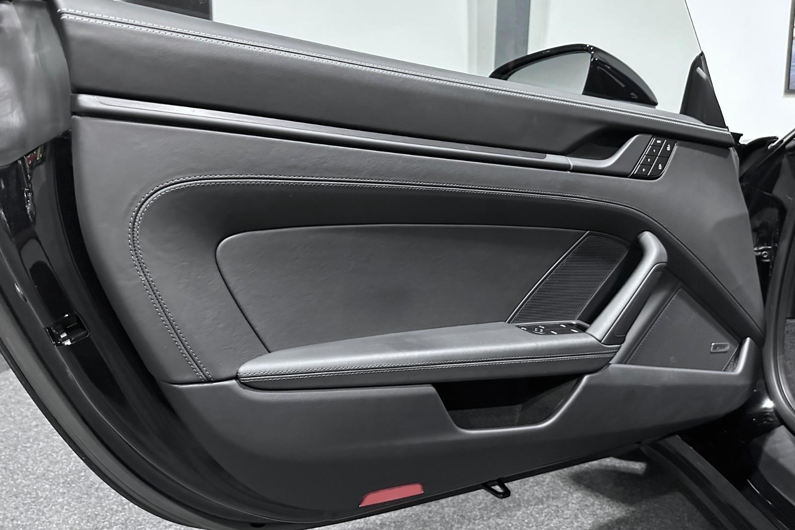 Porsche 911 992 Carrera GTS