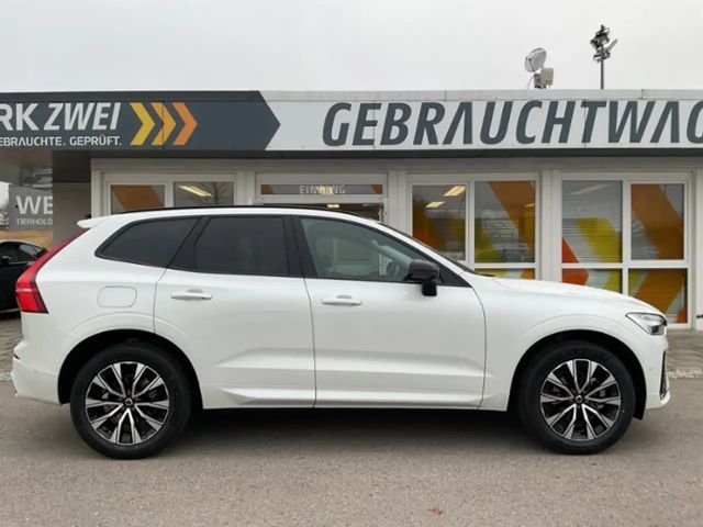 Volvo XC60 AWD Dark Plus