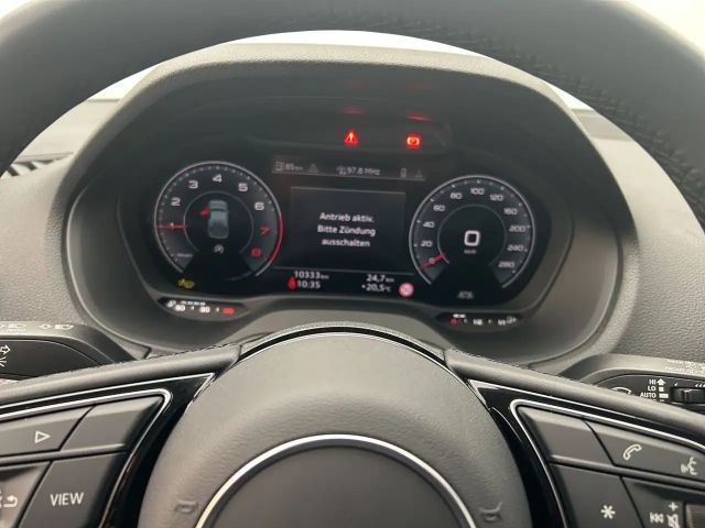 Audi Q2 30 TFSI S-Line