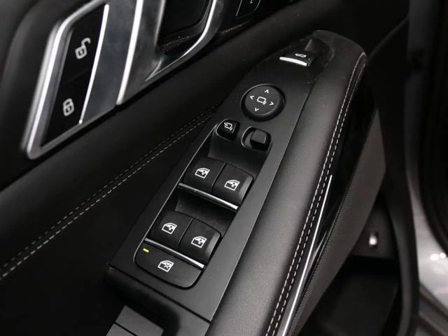 BMW X5 M-Sport xDrive50e