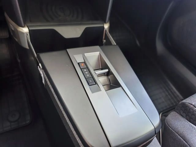 Opel Frontera Hybrid / Automatik / Allwetter / 7-Sitz