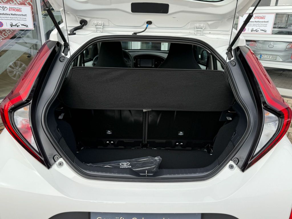 Toyota Aygo X 5-deurs Basis