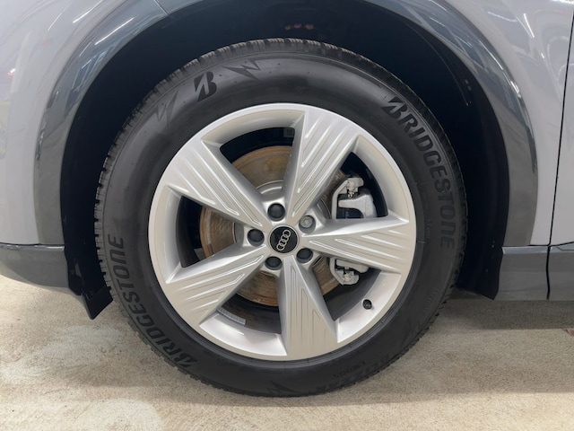 Audi Q4 e-tron SUV 45 e-tron Audi Q4 e-tron