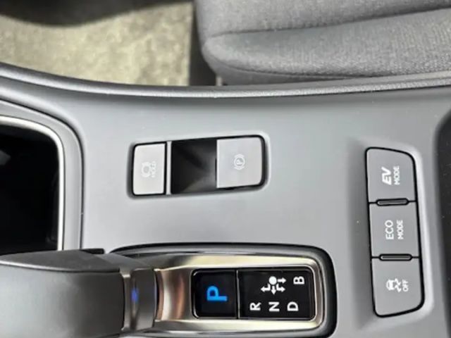 Lexus LBX 1,5 Hybrid Automatik FWD 5Trg. mit Komfort Paket