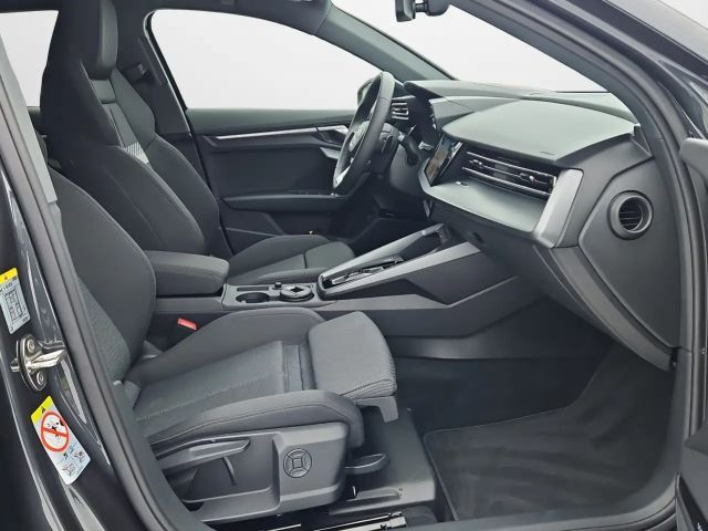 Audi A3 30 TFSI S-Tronic Sedan Sportback