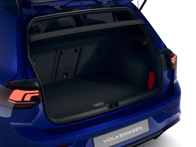 Volkswagen Golf 1.5 eTSI DSG R-Line