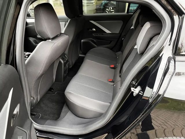 Opel Astra 1.2 Turbo Edition Turbo