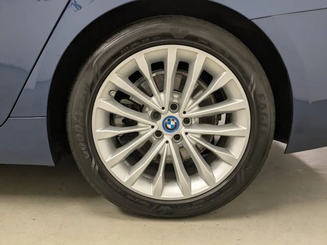 BMW 530 530e Touring