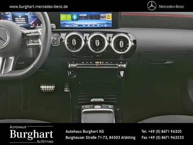 Mercedes-Benz A 200 A 200 d AMG Line