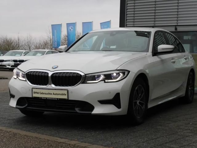 BMW 320 320d Sedan Sport Line