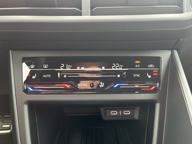 Volkswagen Polo 1.0 TSI DSG R-Line