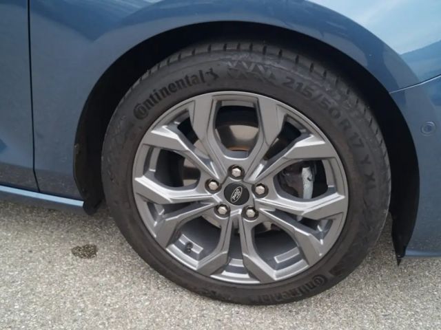 Ford Focus ST Line Wagon