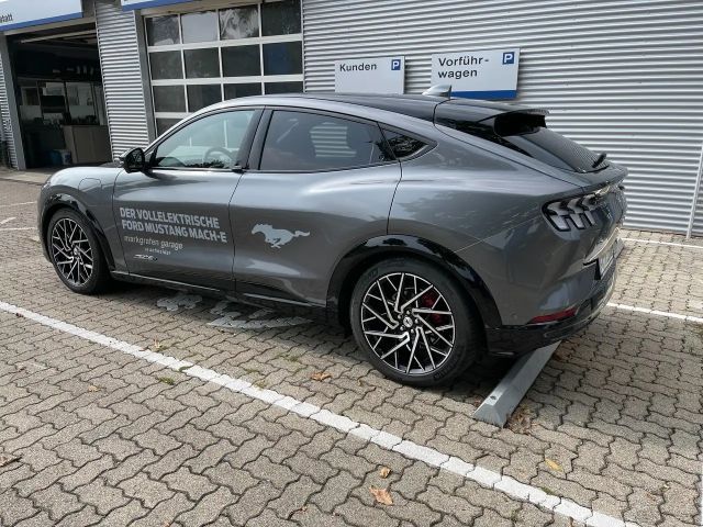 Ford Mustang Mach-E AWD