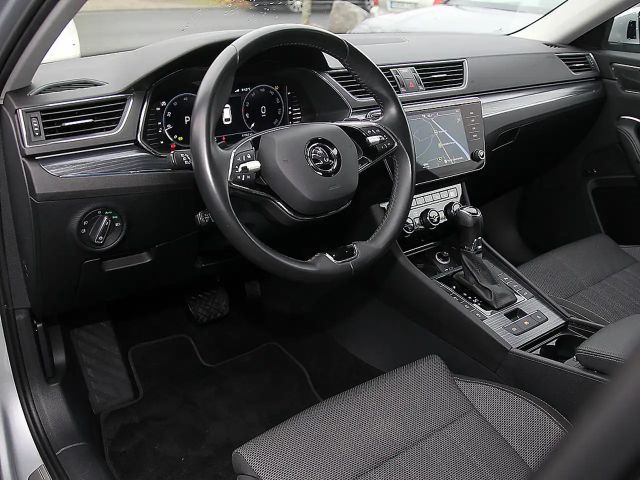 Skoda Superb 2.0 TDI Combi Style Style