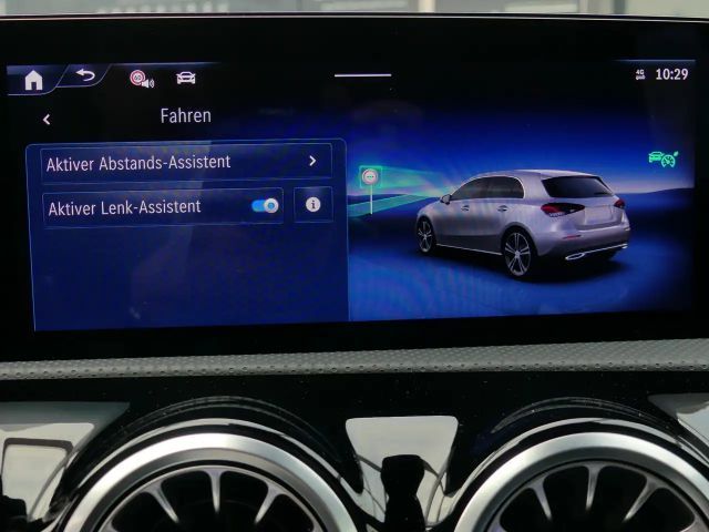 Mercedes-Benz A 180 AMG Line