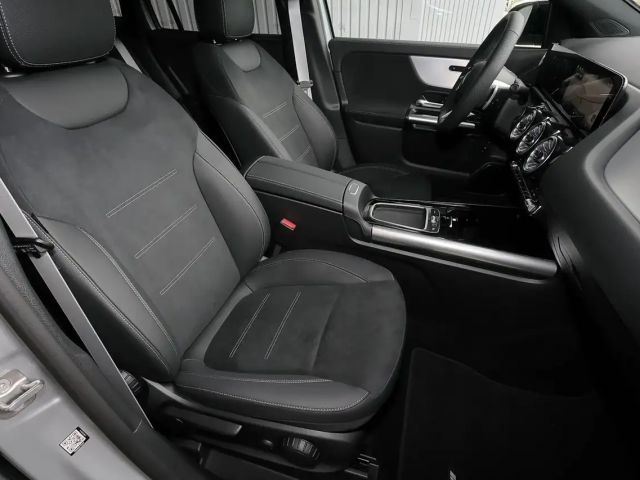 Mercedes-Benz GLA 220 4MATIC AMG Line