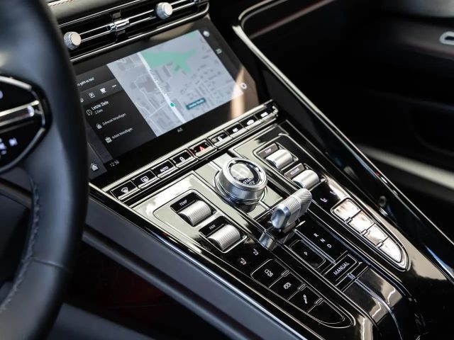 Aston Martin DBX 12 Coupé von BENTLEY FRANKFURT