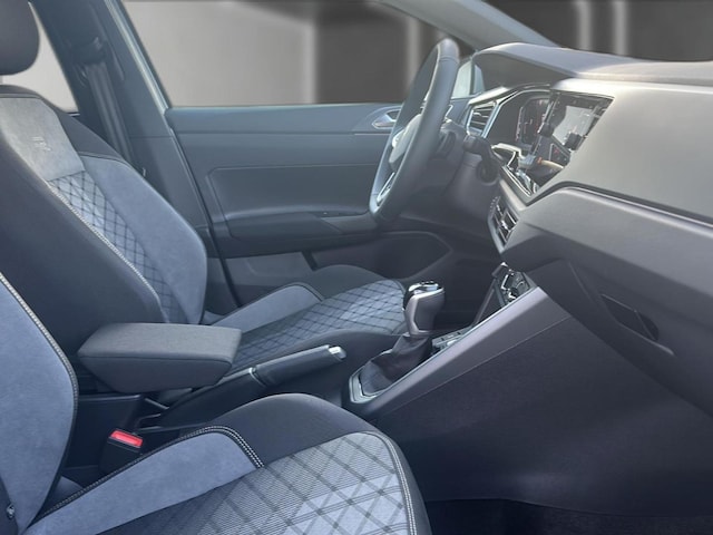 Volkswagen Polo 1.0 TSI DSG IQ.Drive R-Line