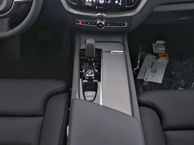Volvo XC60 AWD Dark Plus Recharge
