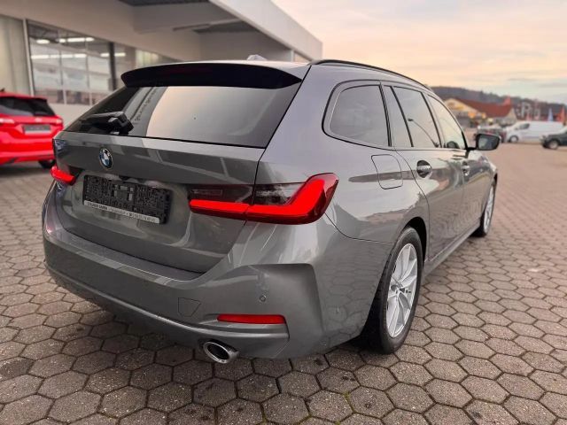BMW 320 320d Touring xDrive