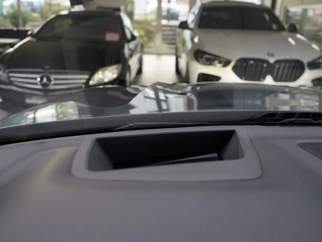 BMW X6 Individual M50i