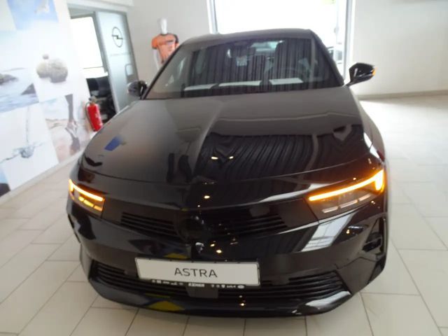 Opel Astra GS-Line Grand Sport