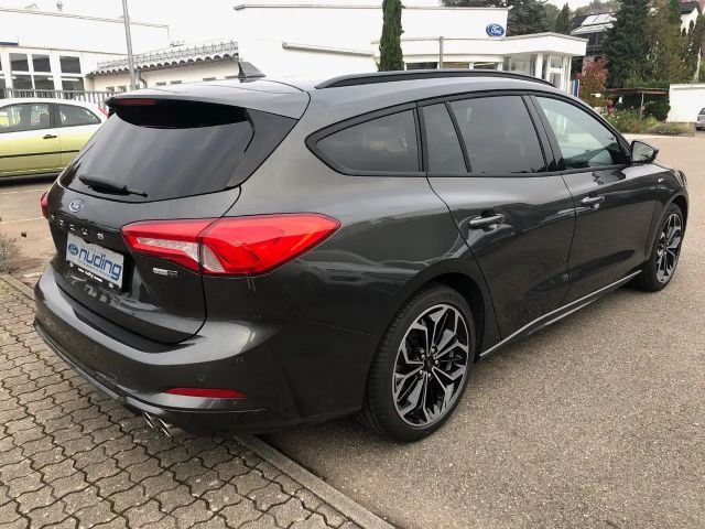 Ford Focus EcoBoost ST Line Wagon