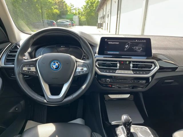BMW X3 xDrive30e