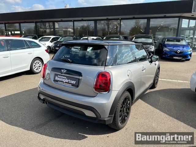 MINI Cooper Classic Trim Kamera/PDC/LED/SHZ/DrAss/Tempo