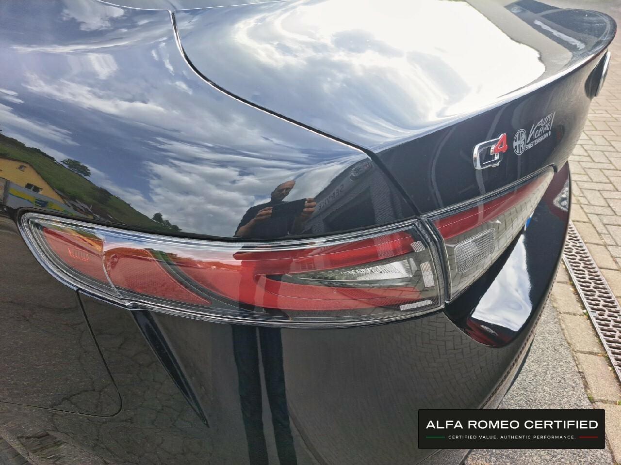 Alfa Romeo Giulia AT8 Q4 Turbo Veloce