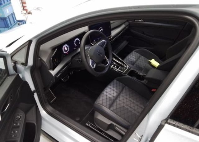 Volkswagen Golf 2.0 TSI DSG R-Line