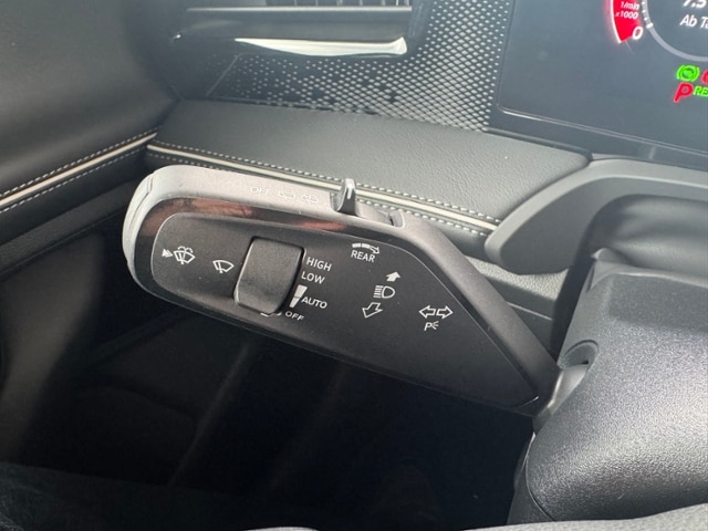 Volkswagen Passat 1.5 eTSI DSG Variant