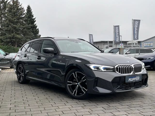 BMW 320 320i M-Sport Touring