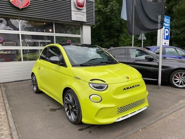 Abarth 500e Turismo