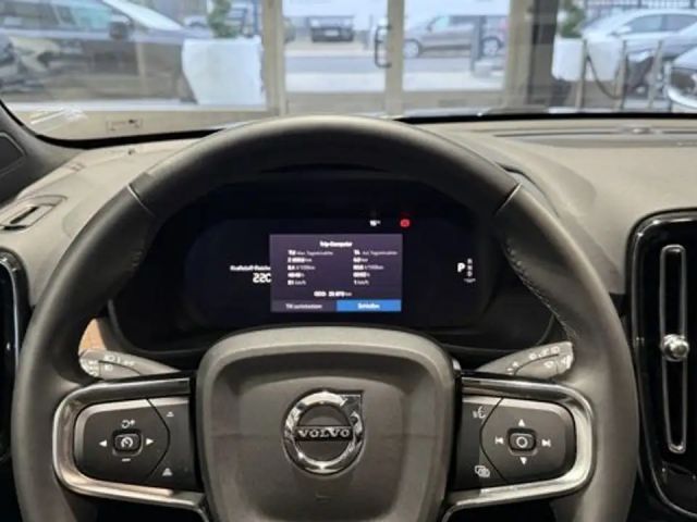 Volvo XC40 Dark Plus