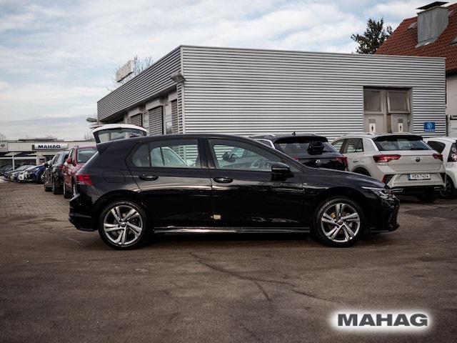 Volkswagen Golf 1.5 eTSI Golf VIII R-Line