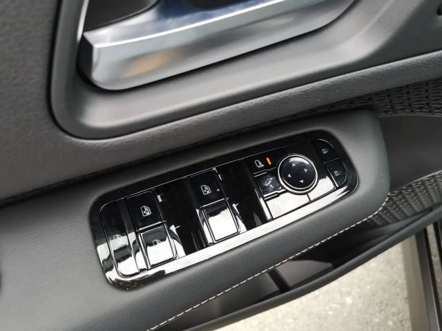 Nissan Ariya 87 kWh Evolve e-4ORCE