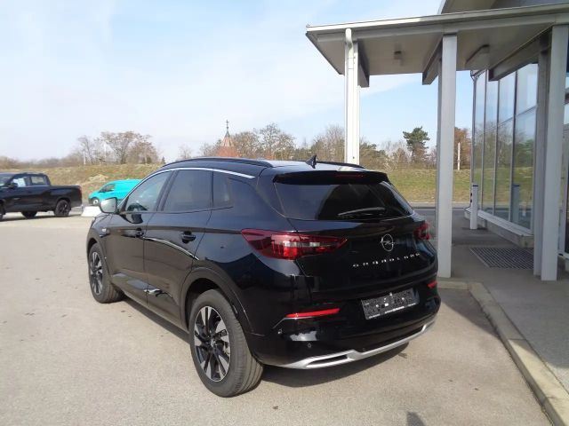 Opel Grandland X Business Elegance