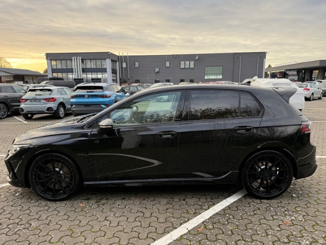 Volkswagen Golf "Black Edition", NP: 65.000 €