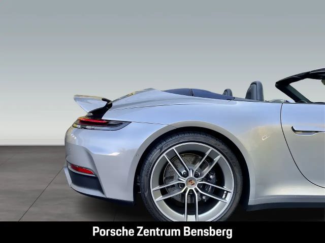 Porsche 992 Cabrio Carrera