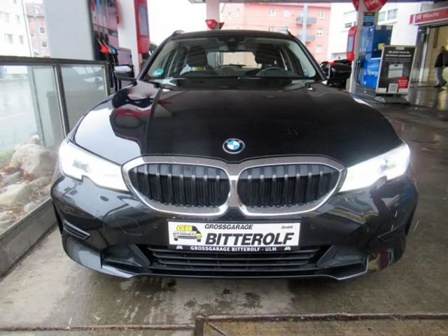 BMW 318 318d Touring